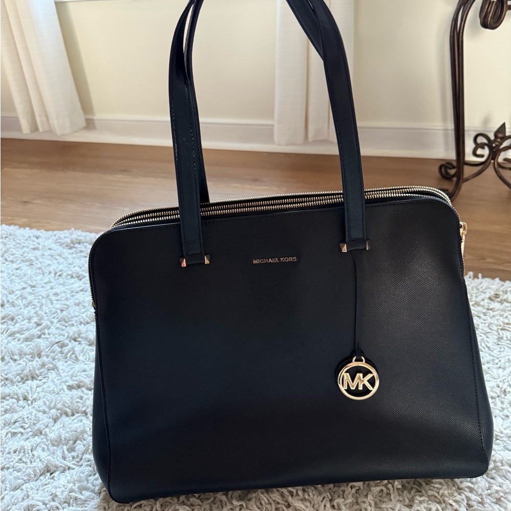 Michael Kors Tote